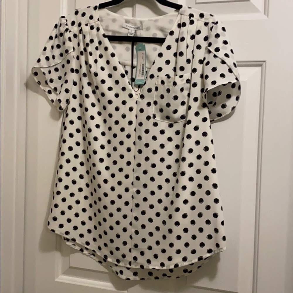 41 Hawthorn, M, tulip sleeve, detailed blouse